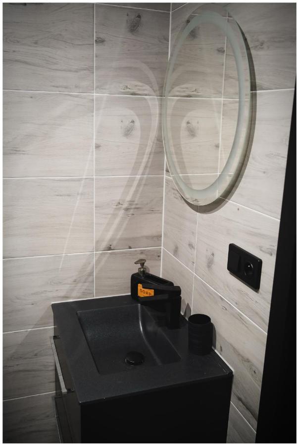 Domki Loft Park Apartment Skape ภายนอก รูปภาพ